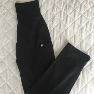 FIGS Maternity Scrub pants
